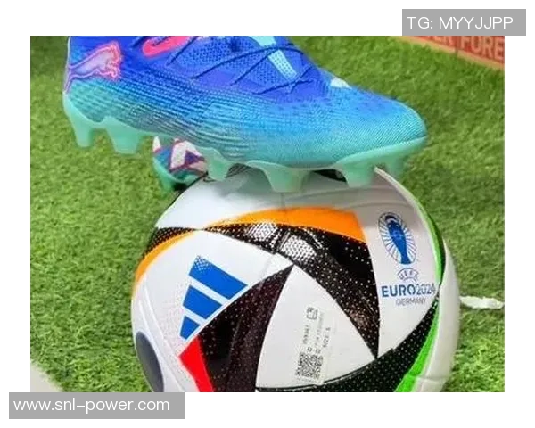 球星亲自试鞋体验助力球员选鞋新潮流,革新足球装备市场 球星亲自试鞋体验助力球员选鞋新潮流,革新足球装备市场