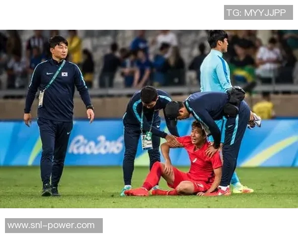 盘点当今世界足坛最具影响力的国外足球巨星风采与传奇故事