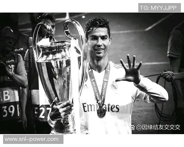 足球历史第二号球星是谁 探索最接近梅西和C罗的传奇人物 足球历史第二号球星是谁 探索最接近梅西和C罗的传奇人物